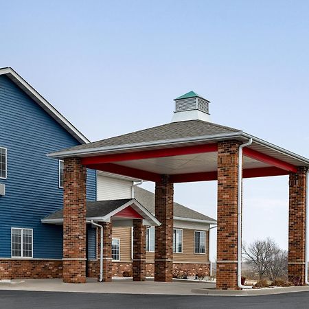 Americinn By Wyndham Williamsburg المظهر الخارجي الصورة