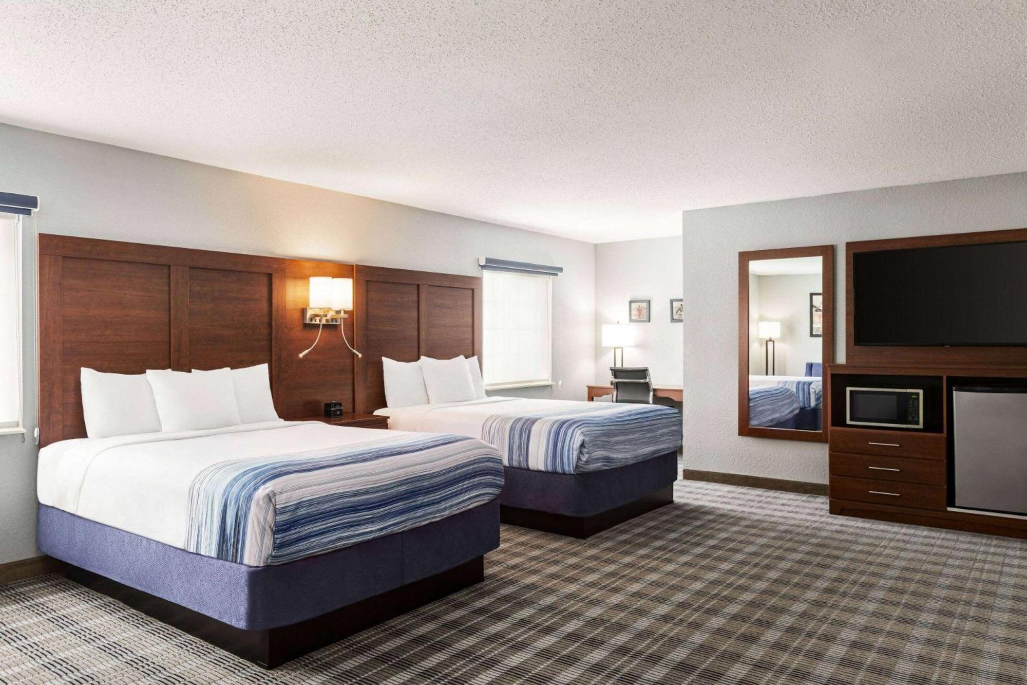 Americinn By Wyndham Williamsburg المظهر الخارجي الصورة