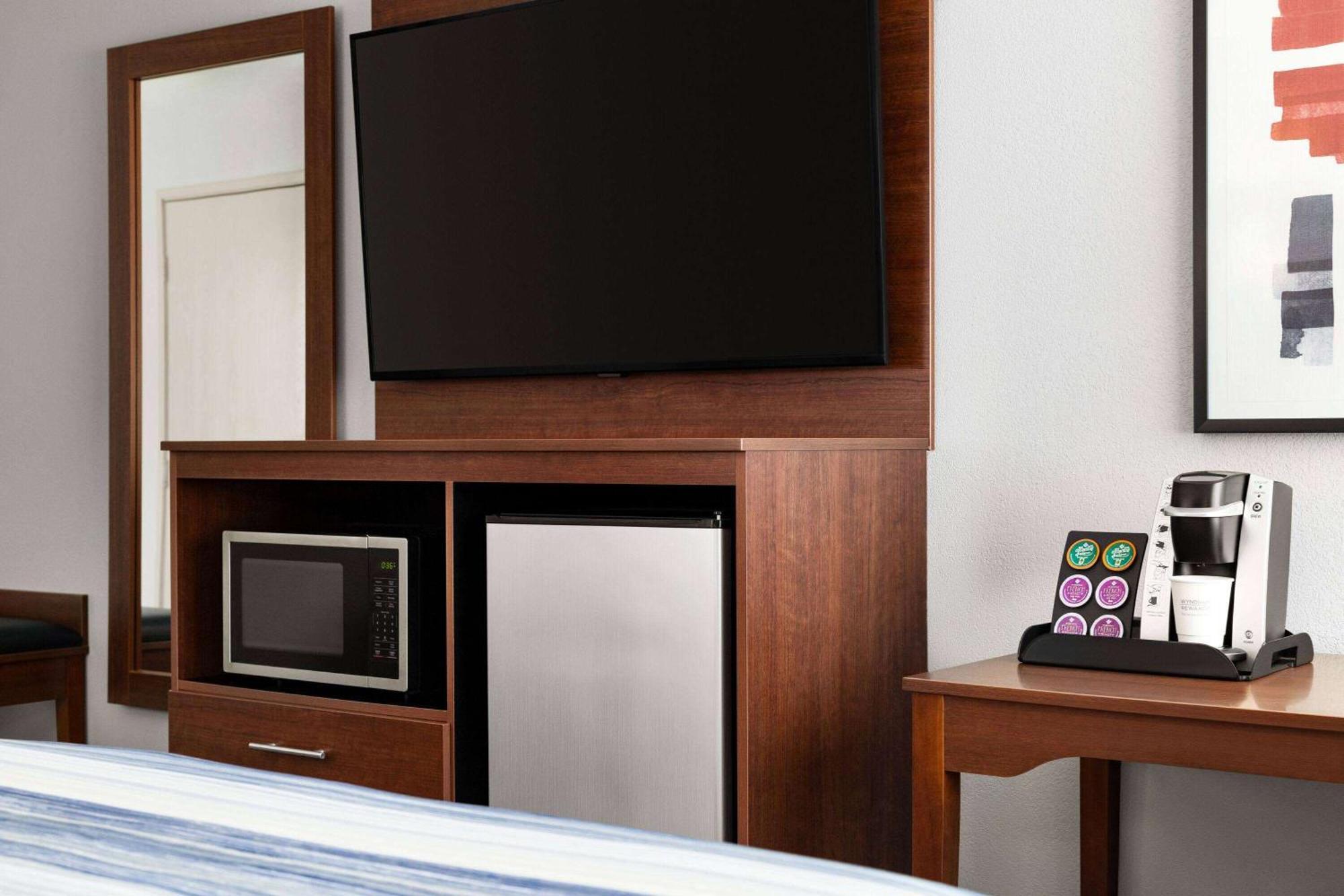 Americinn By Wyndham Williamsburg المظهر الخارجي الصورة