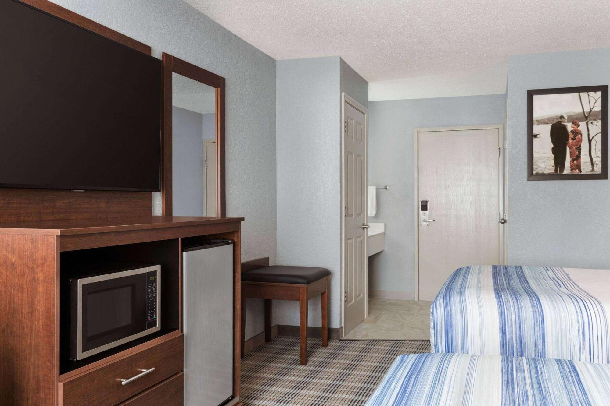 Americinn By Wyndham Williamsburg المظهر الخارجي الصورة