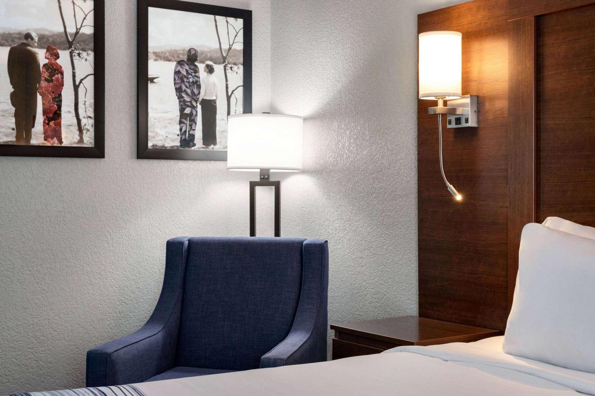 Americinn By Wyndham Williamsburg المظهر الخارجي الصورة